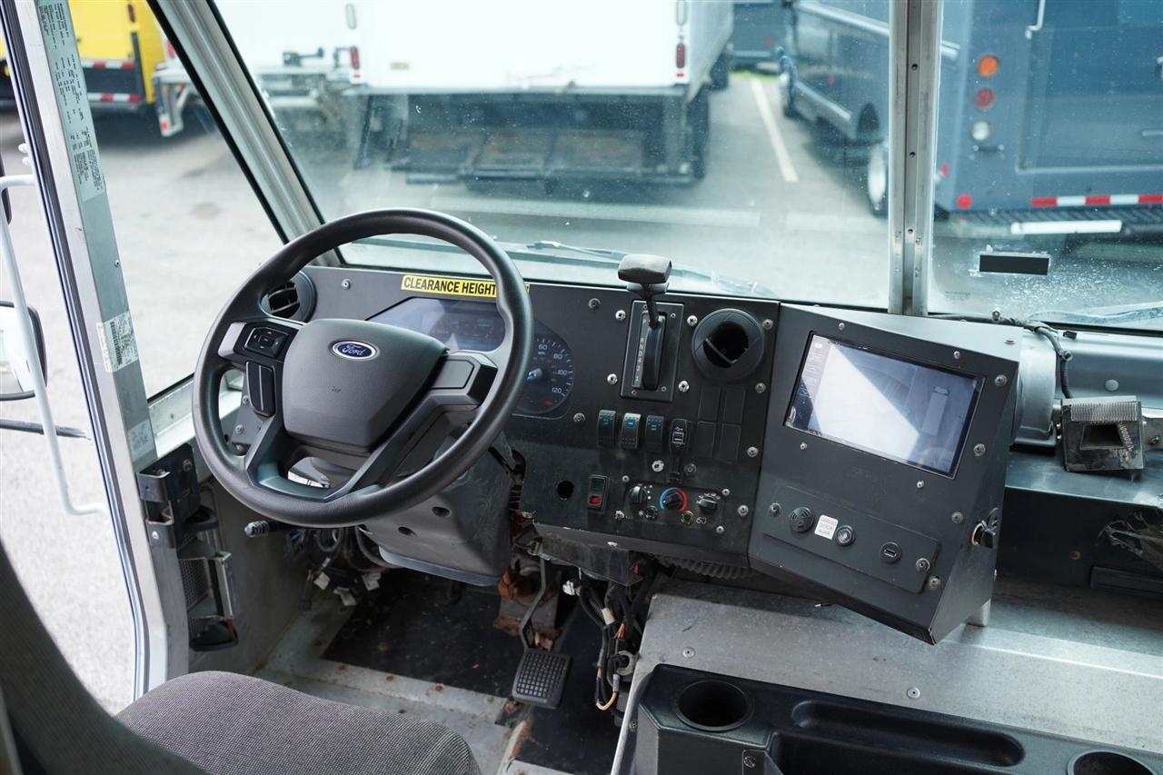 Ford Stripped Chassis  2020