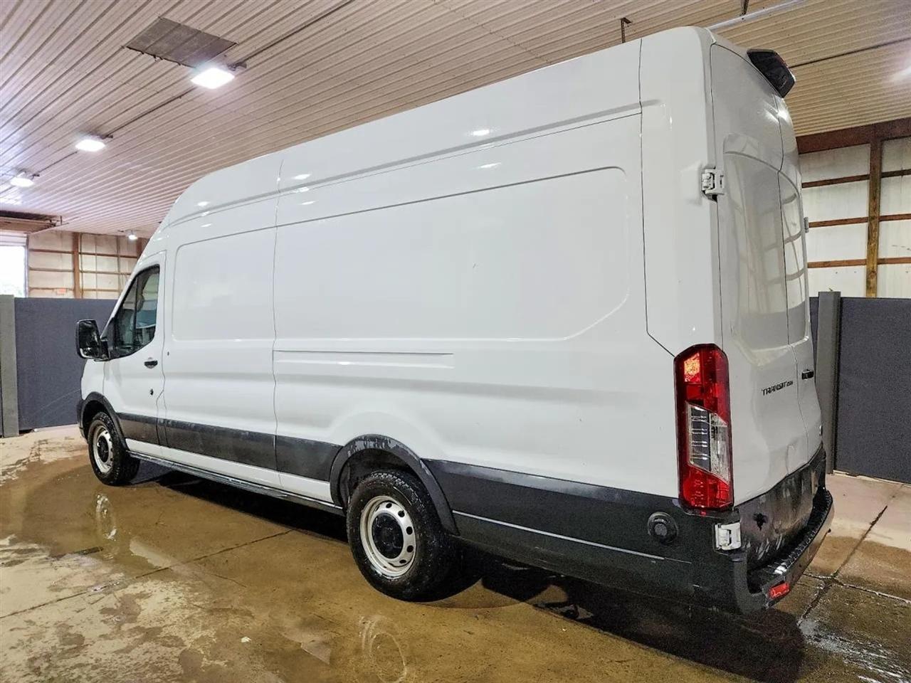 Ford Transit 250 Van High Roof w/Sliding Pass. 148-in. WB EL 2025