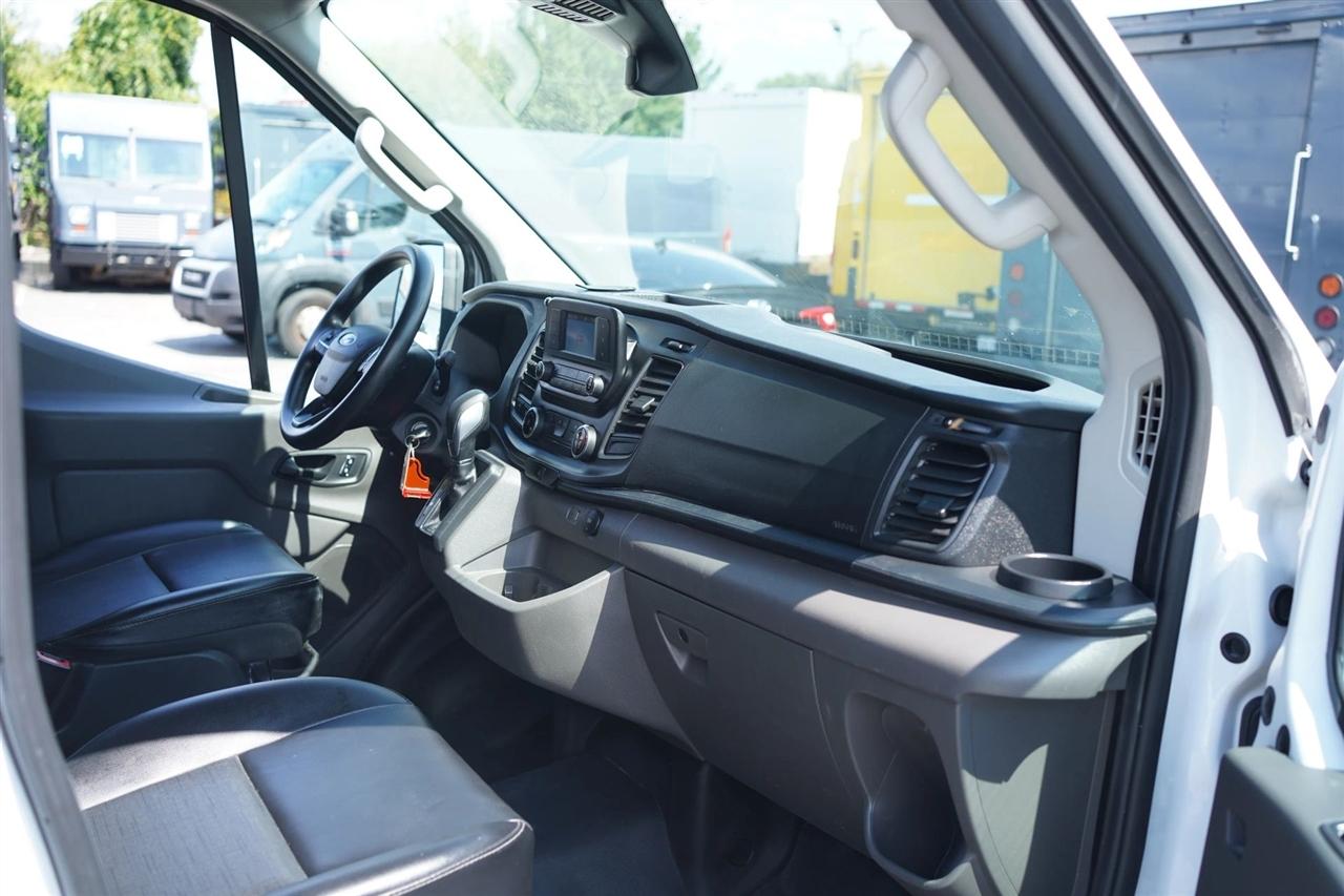 Ford Transit 250 Van High Roof w/Sliding Pass. 148-in. WB EL 2025