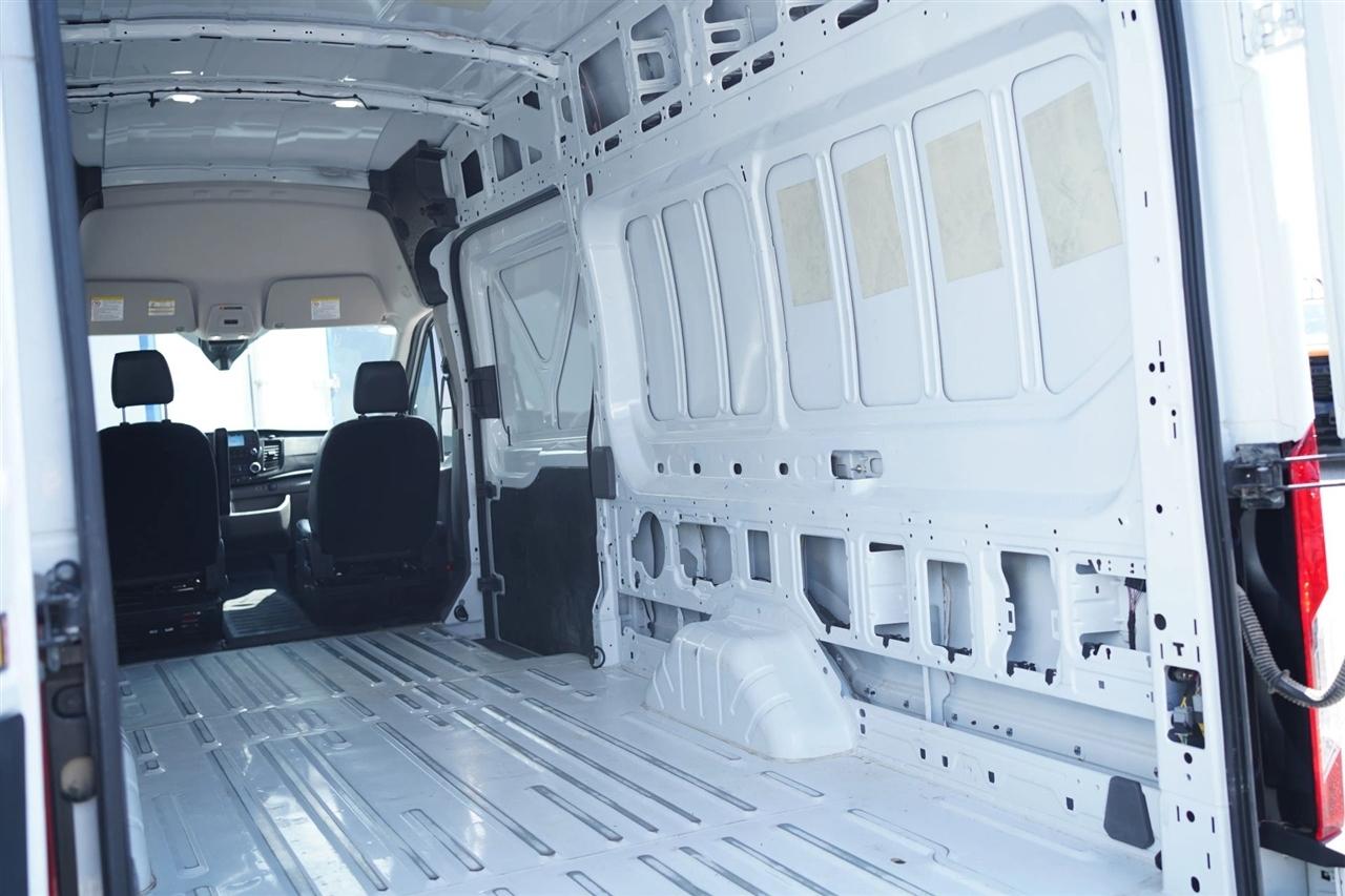 Ford Transit 250 Van High Roof w/Sliding Pass. 148-in. WB EL 2025
