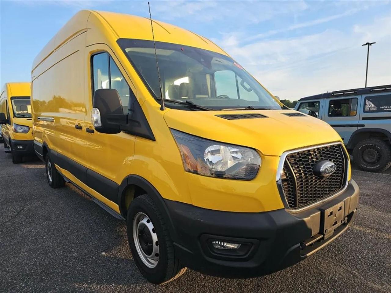 Ford Transit 250 Van High Roof w/Sliding Pass. 148-in. WB EL 2021
