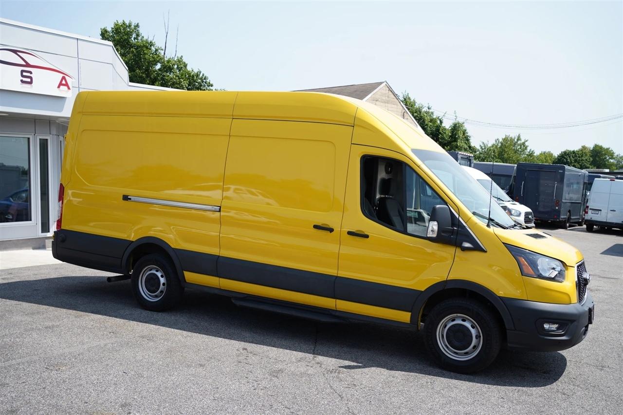 Ford Transit 250 Van High Roof w/Sliding Pass. 148-in. WB EL 2021