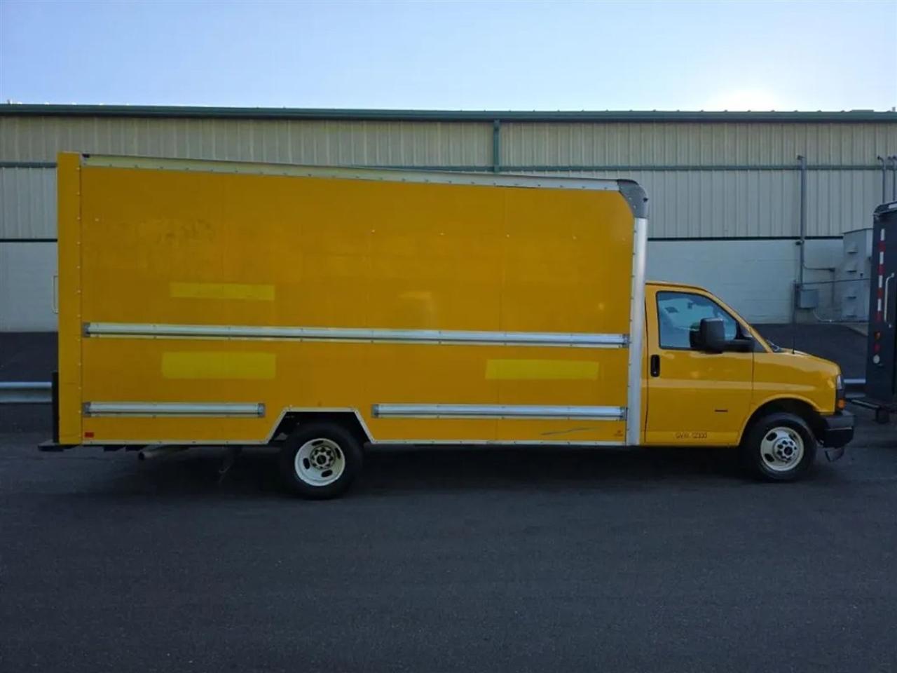 GMC Savana G3500 177 in. 2021