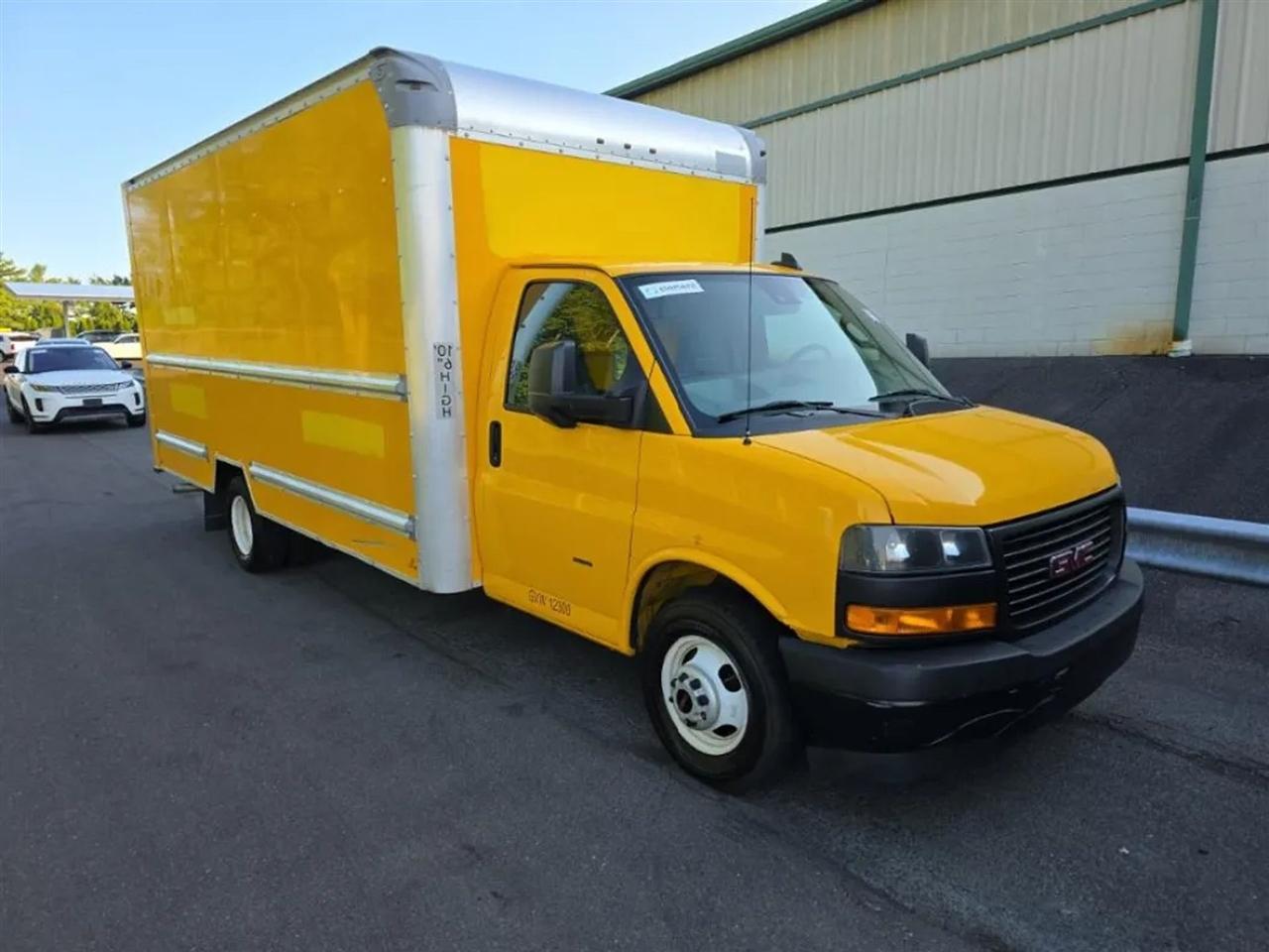 GMC Savana G3500 177 in. 2021