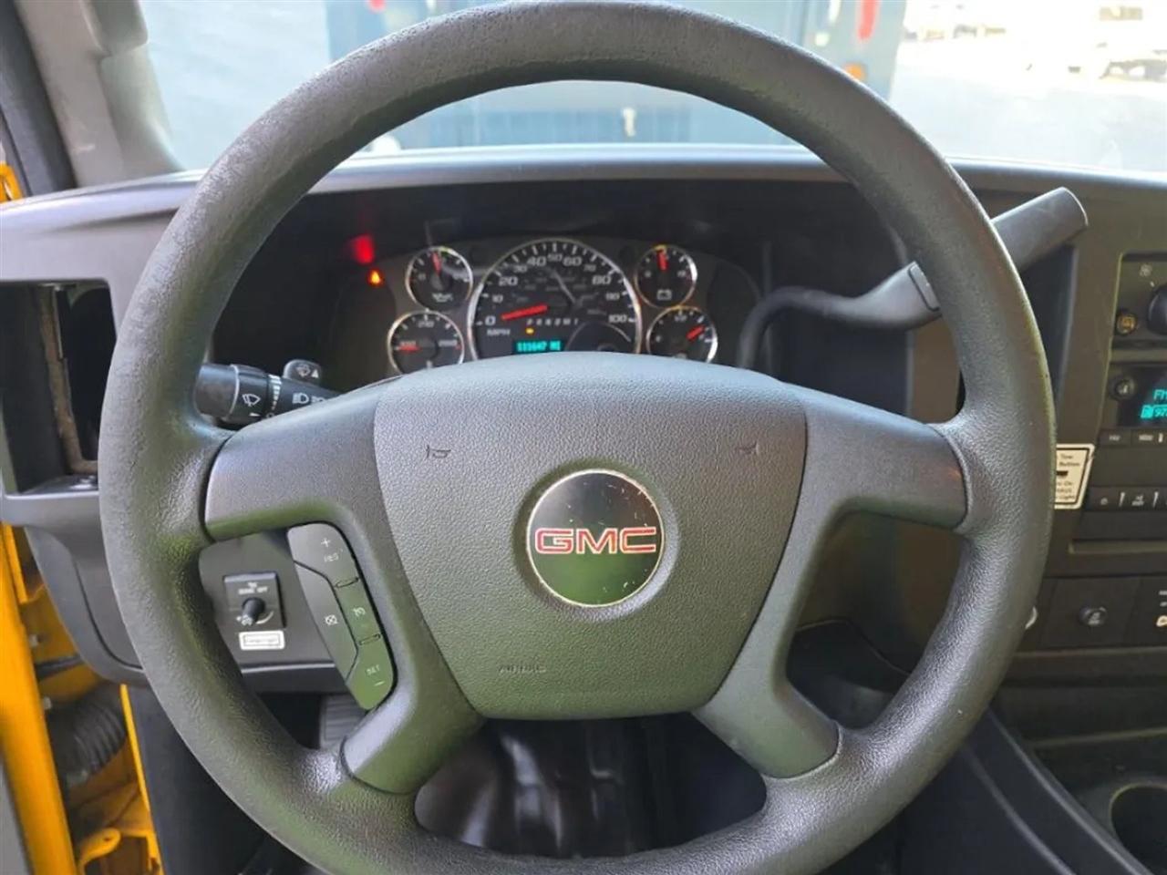 GMC Savana G3500 177 in. 2021