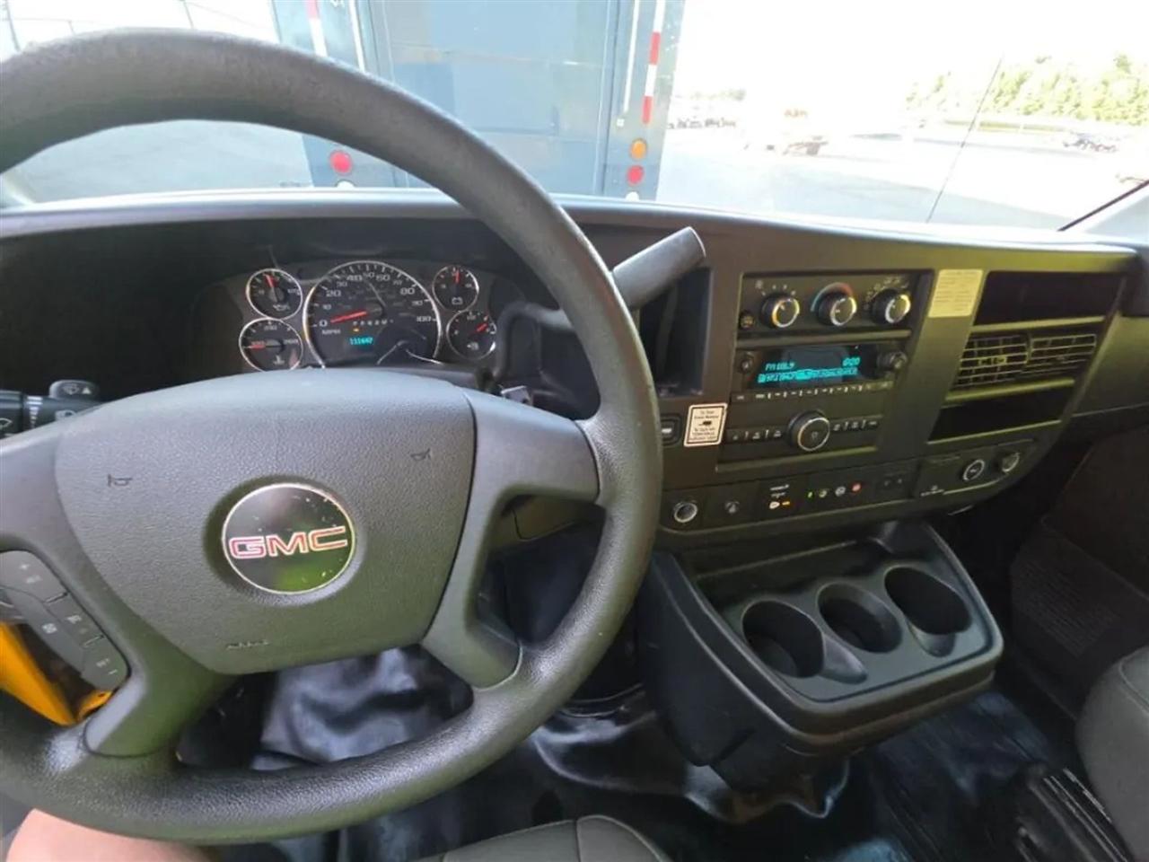 GMC Savana G3500 177 in. 2021