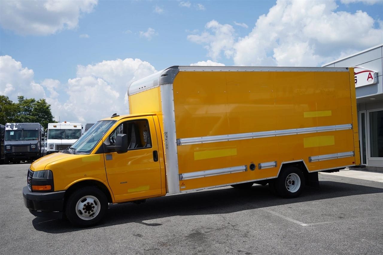 GMC Savana G3500 177 in. 2021