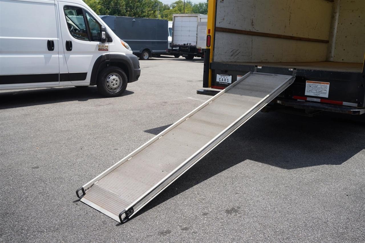 GMC Savana G3500 177 in. 2021