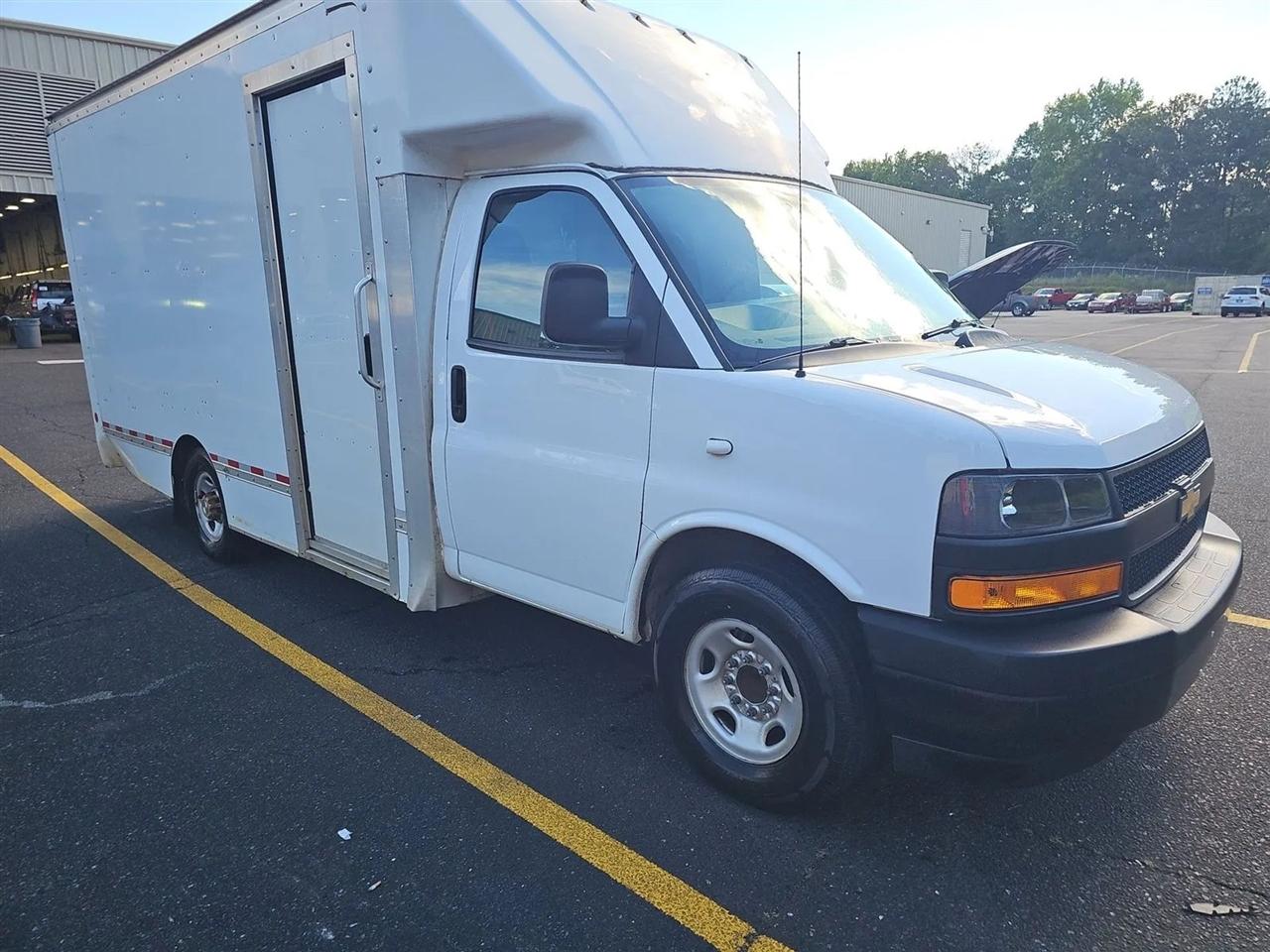 Chevrolet Express G3500 159" 2023