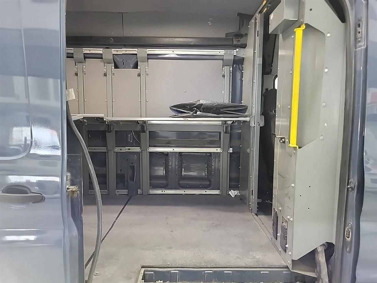 Ford Transit 250 Van High Roof w/Sliding Pass. 148-in. WB EL 2019