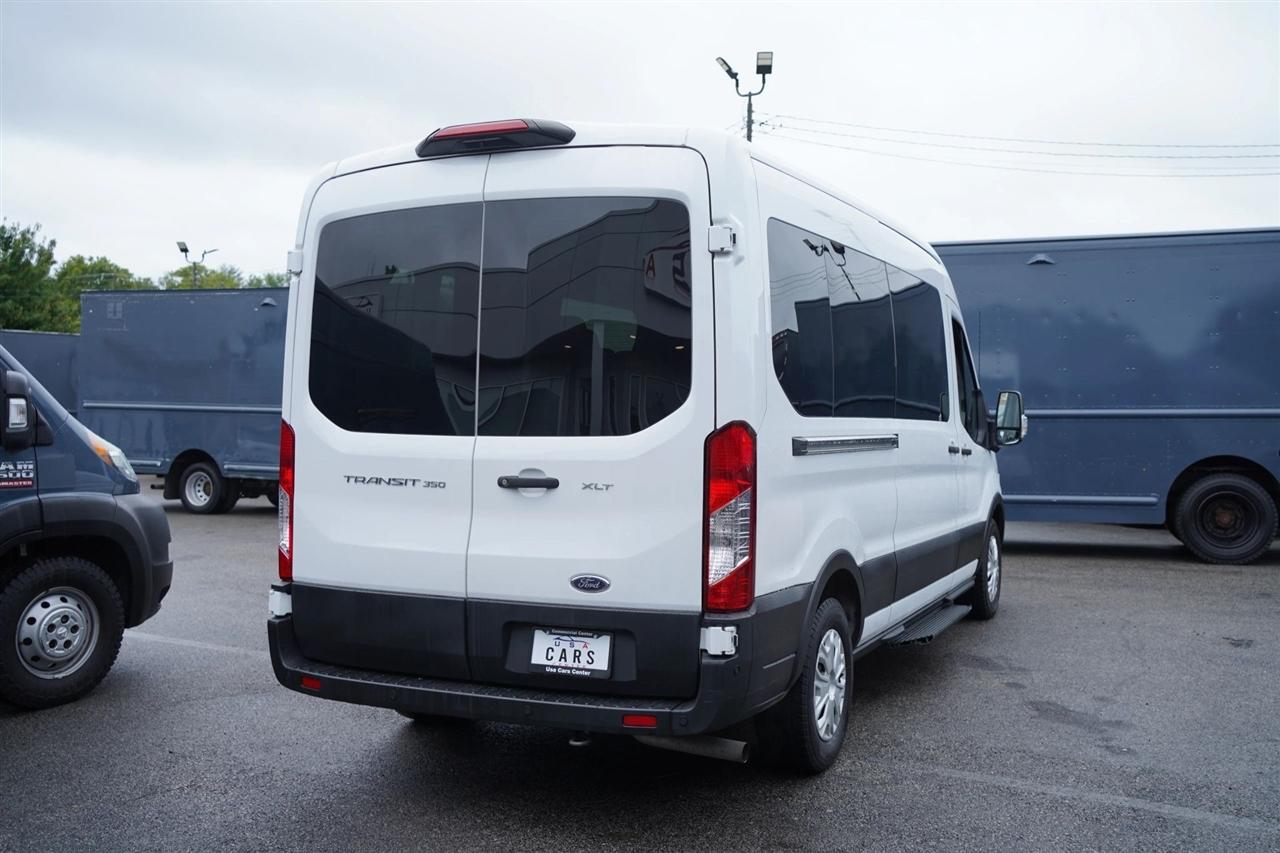Ford Transit 350 Wagon Med. Roof XL w/Sliding Pass. 148-in. WB 2023