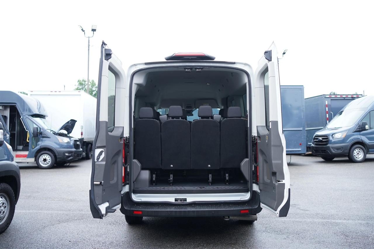 Ford Transit 350 Wagon Med. Roof XL w/Sliding Pass. 148-in. WB 2023