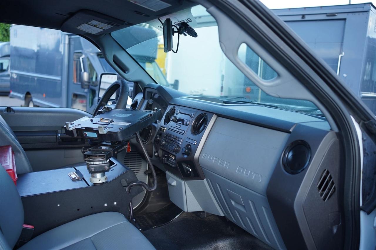 Ford F-550 Regular Cab DRW 4WD 2016