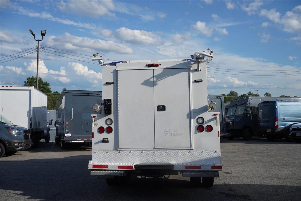 Ford F-550 Regular Cab DRW 4WD 2016