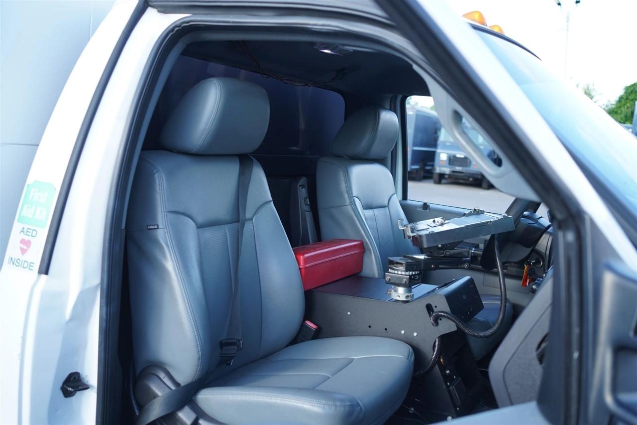 Ford F-550 Regular Cab DRW 4WD 2016