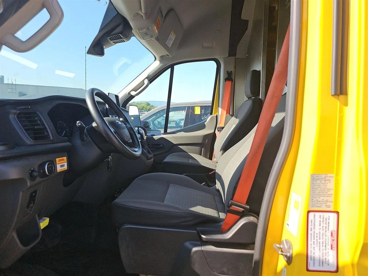 Ford Transit 250 Van High Roof w/Sliding Pass. 148-in. WB EL 2021