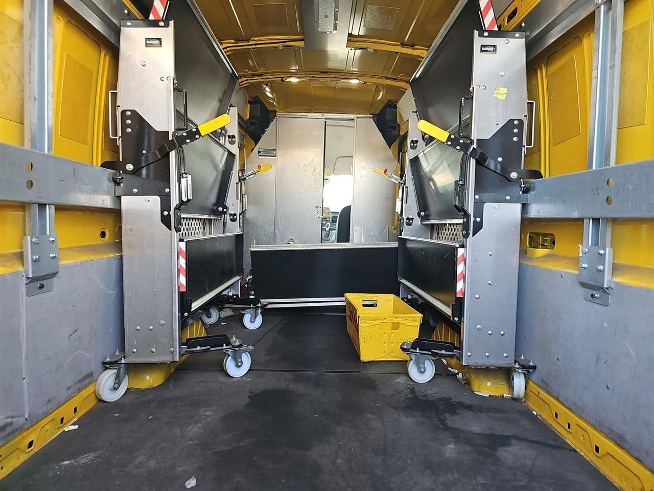 Ford Transit 250 Van High Roof w/Sliding Pass. 148-in. WB EL 2021