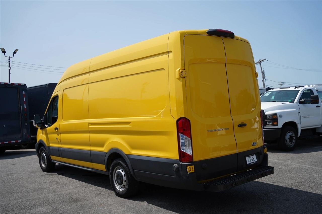 Ford Transit 250 Van High Roof w/Sliding Pass. 148-in. WB EL 2021