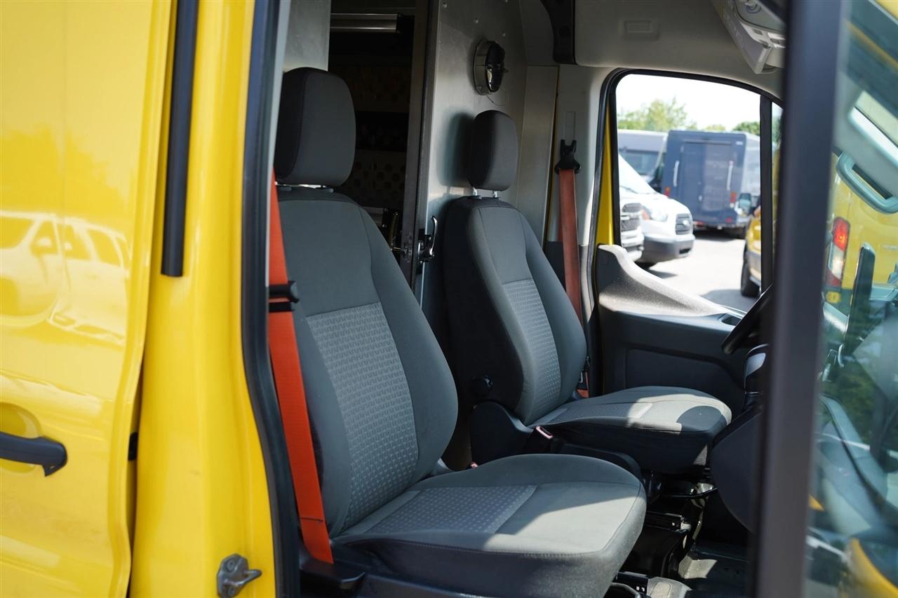 Ford Transit 250 Van High Roof w/Sliding Pass. 148-in. WB EL 2021