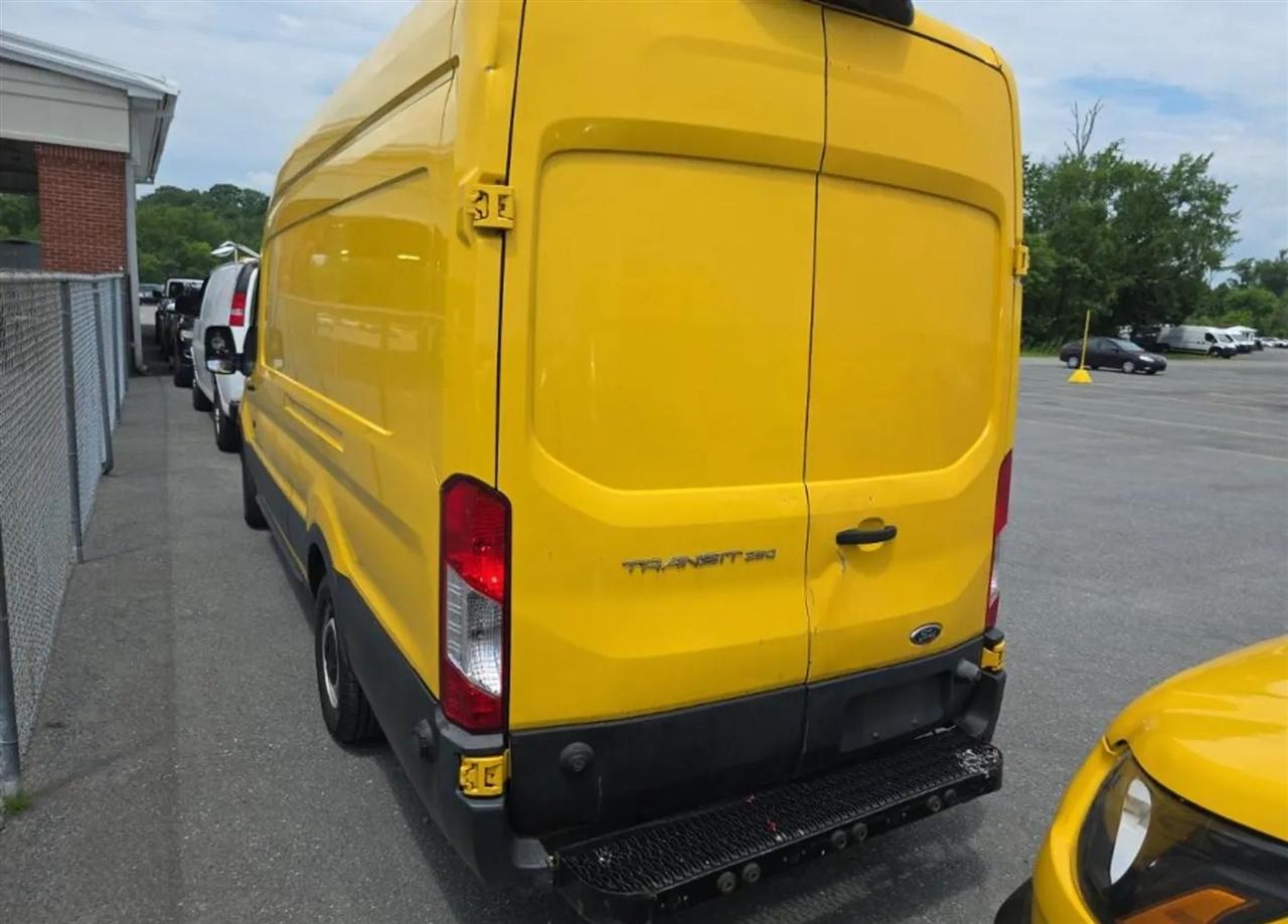 Ford Transit 250 Van High Roof w/Sliding Pass. 148-in. WB EL 2021