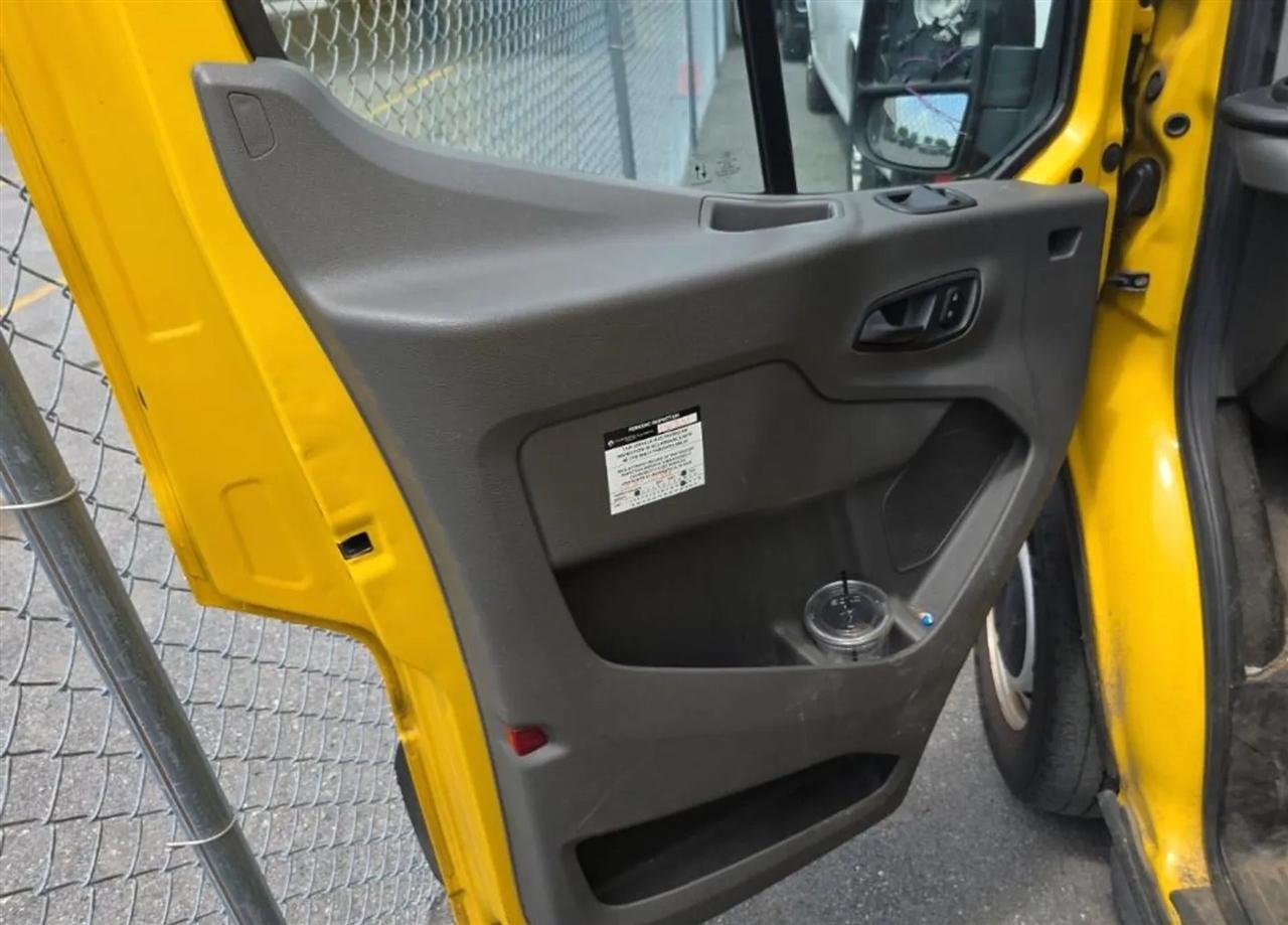 Ford Transit 250 Van High Roof w/Sliding Pass. 148-in. WB EL 2021