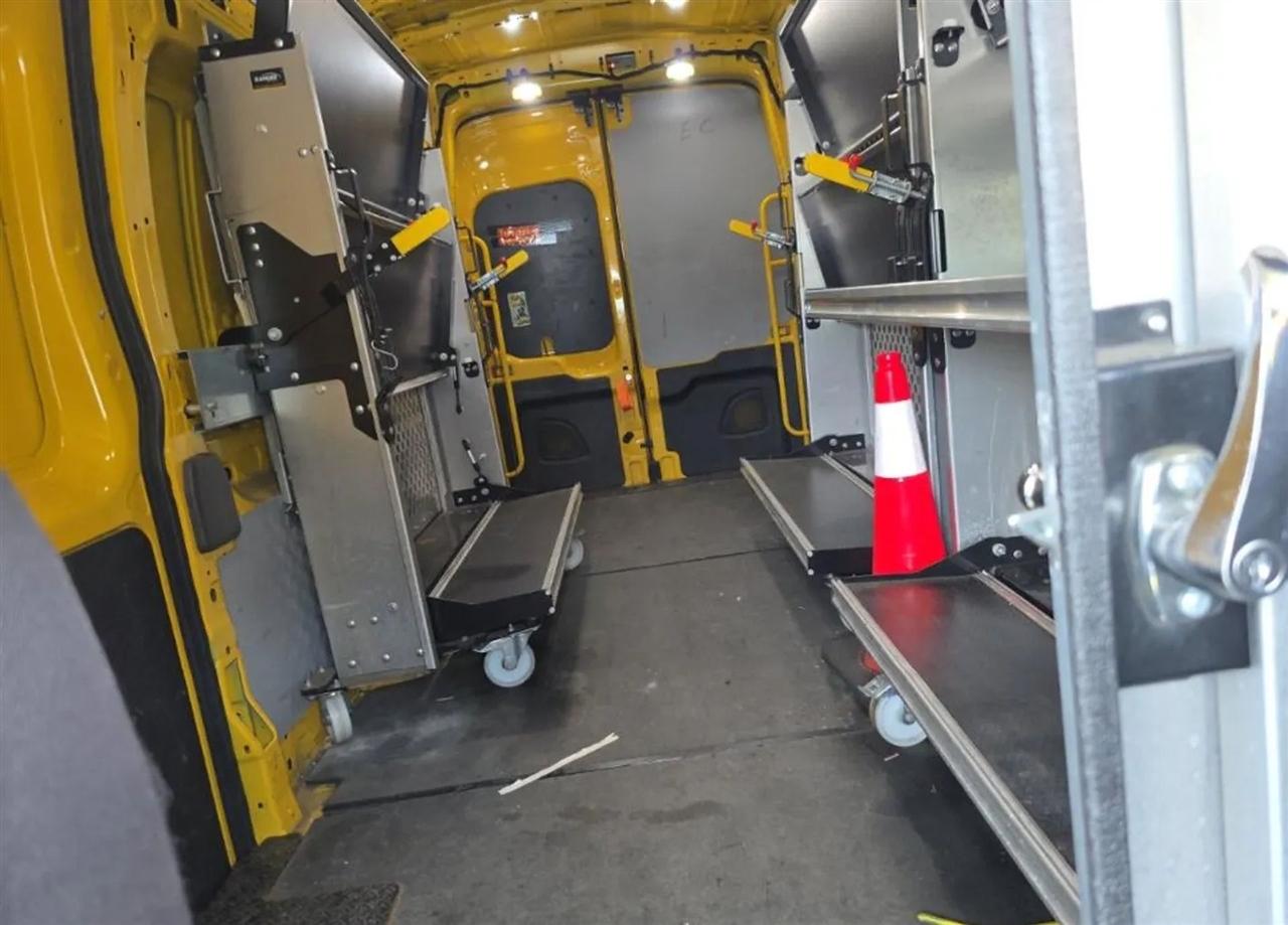 Ford Transit 250 Van High Roof w/Sliding Pass. 148-in. WB EL 2021