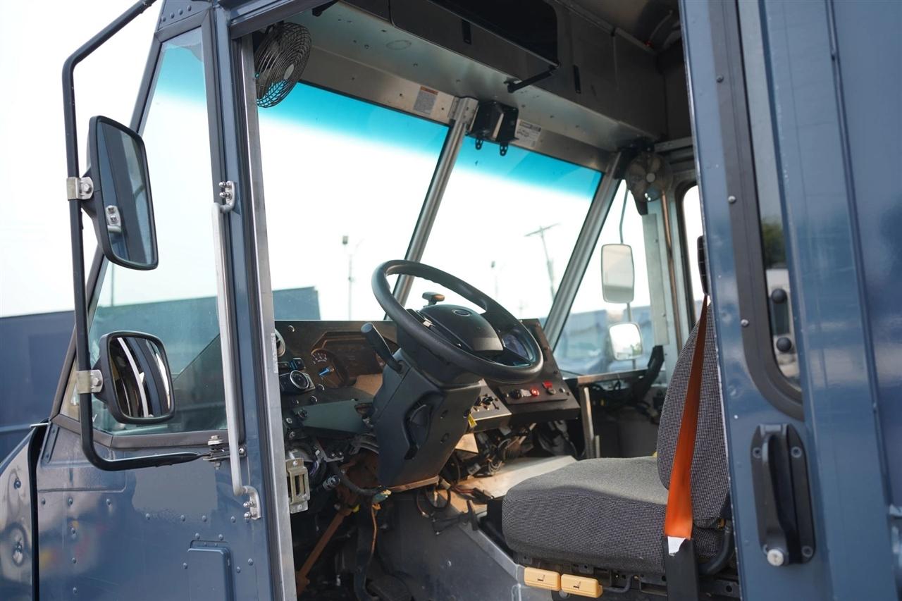 Ford Stripped Chassis  2021