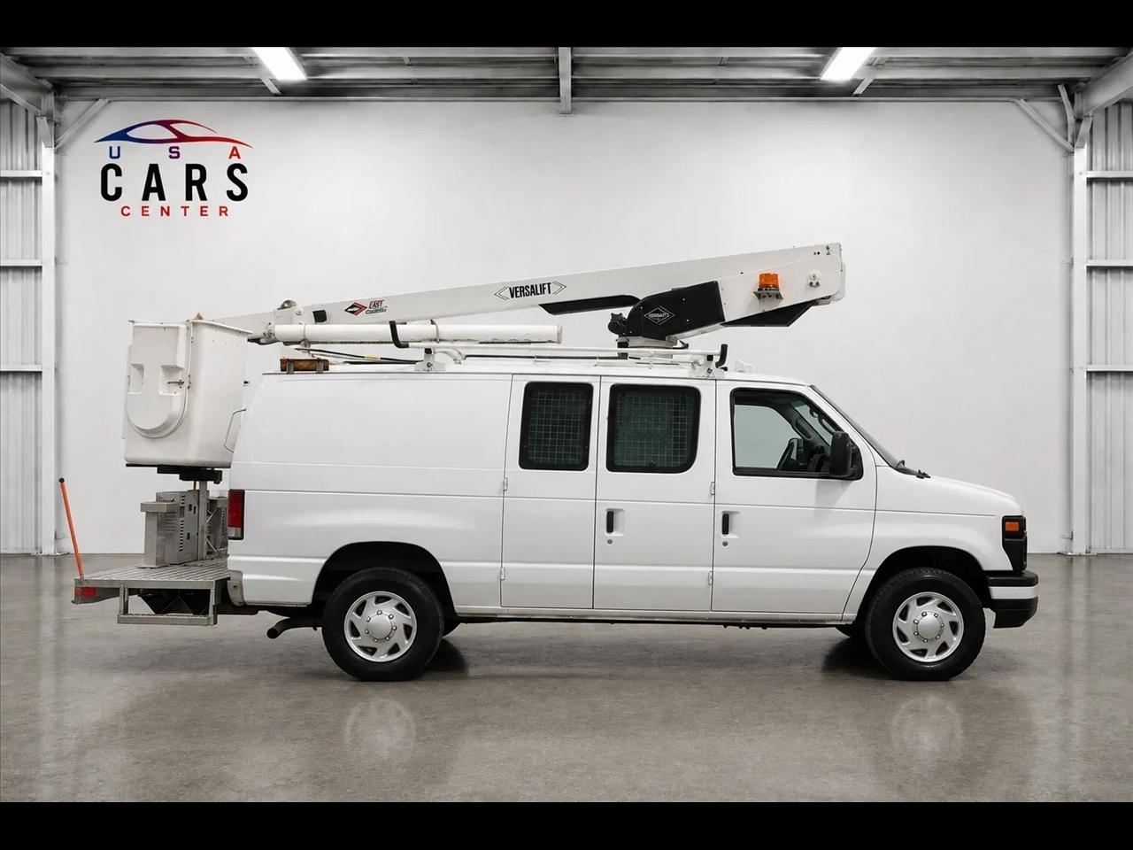 Ford Econoline E-350 Super Duty 2013