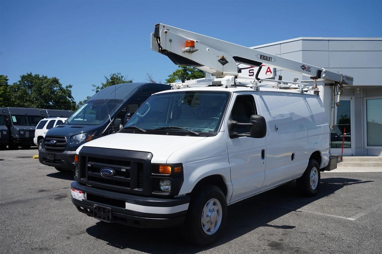 Ford Econoline E-350 Super Duty 2013