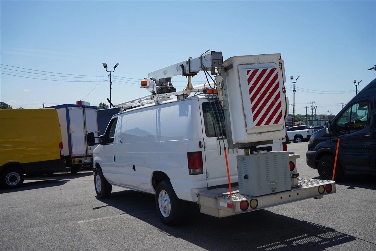 Ford Econoline E-350 Super Duty 2013