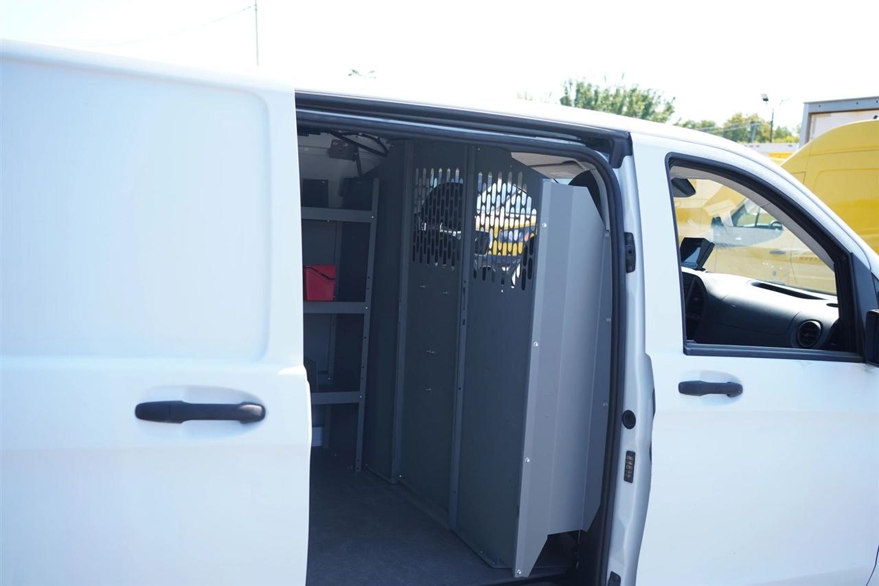 Mercedes-Benz Metris Cargo Van 2017