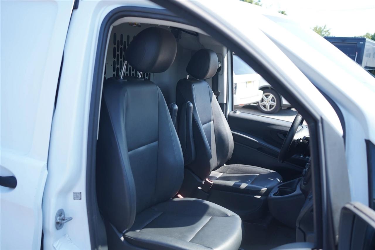 Mercedes-Benz Metris Cargo Van 2017