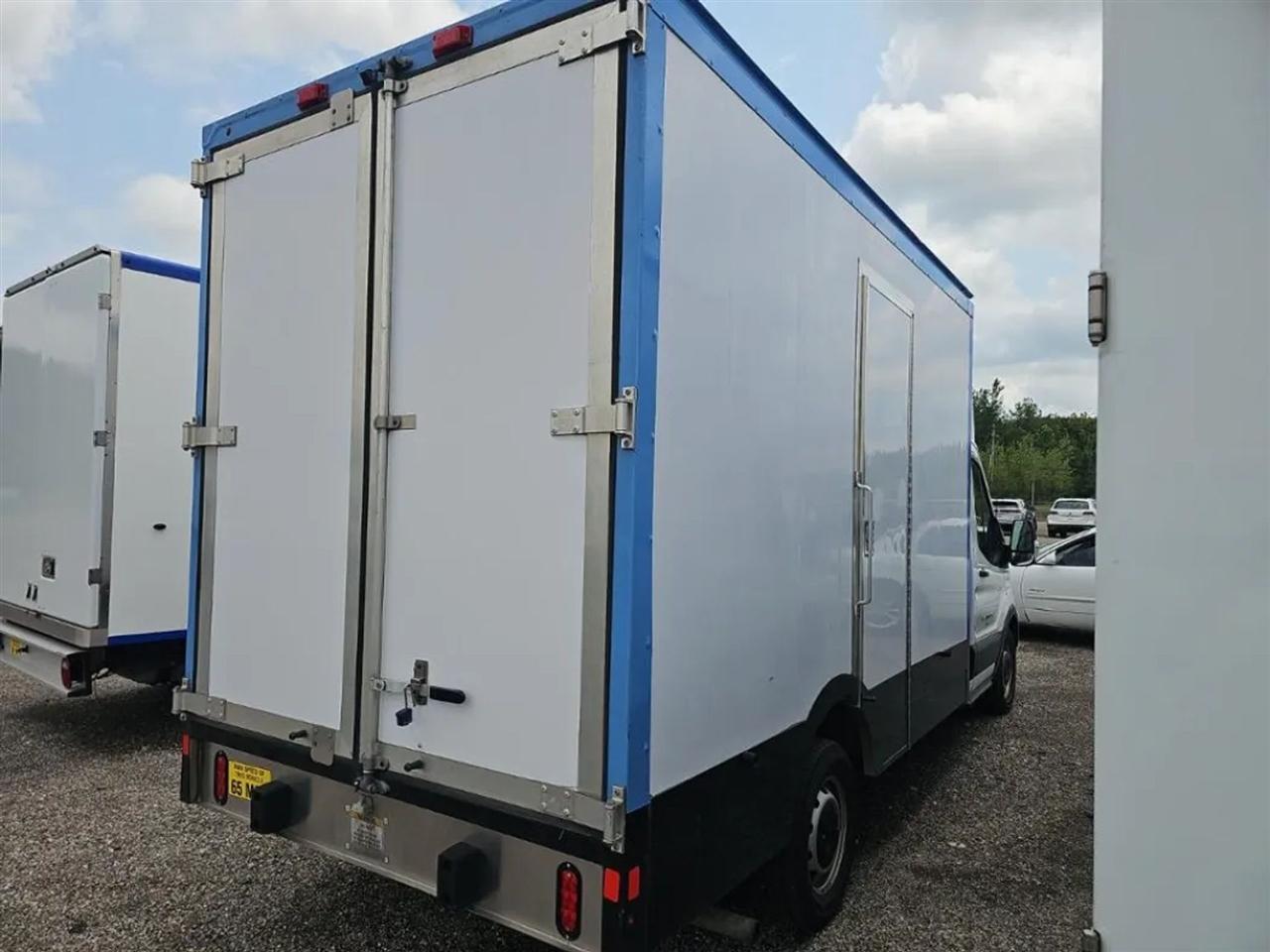 Ford Transit T-350 2023