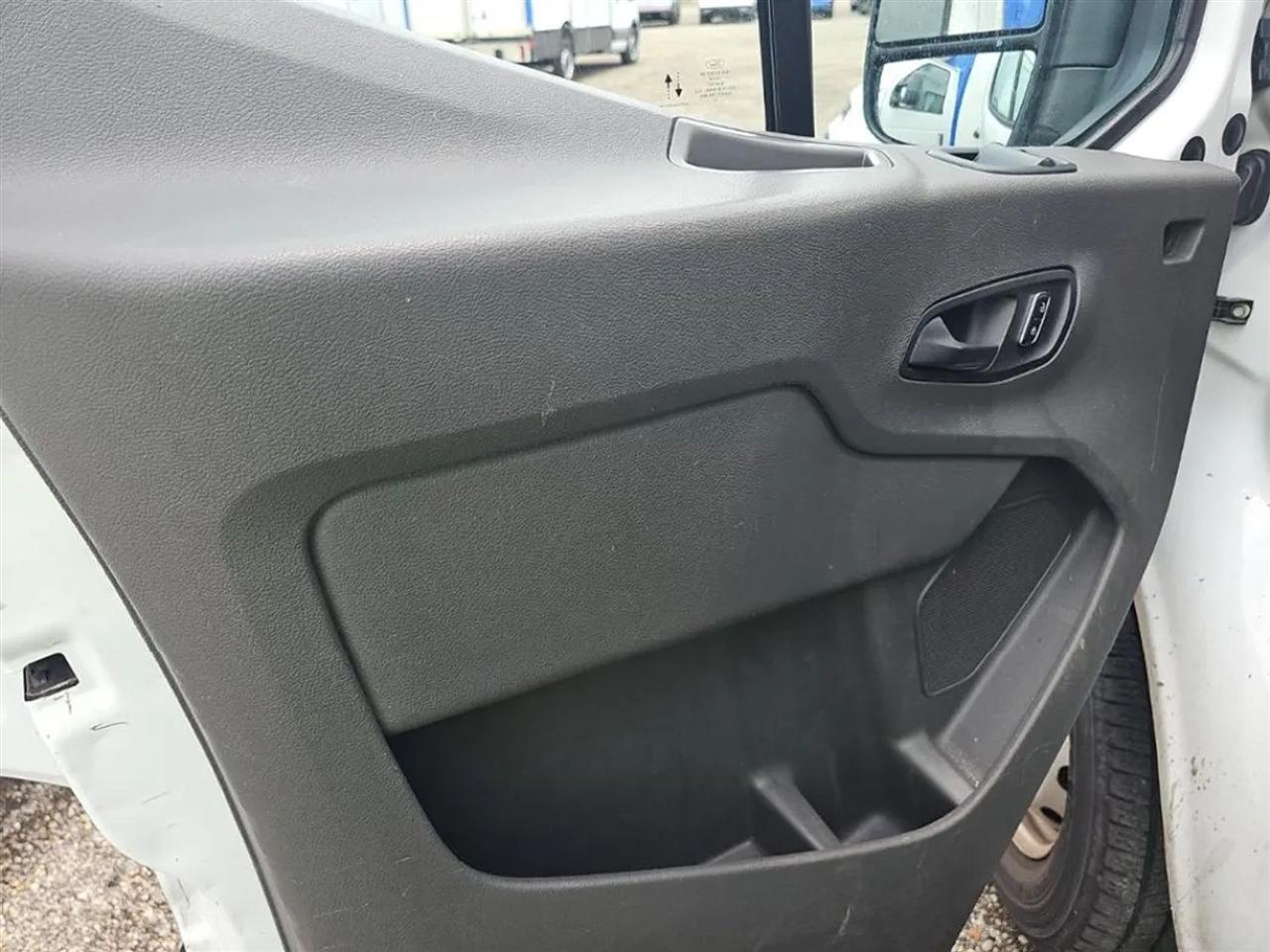 Ford Transit T-350 2023