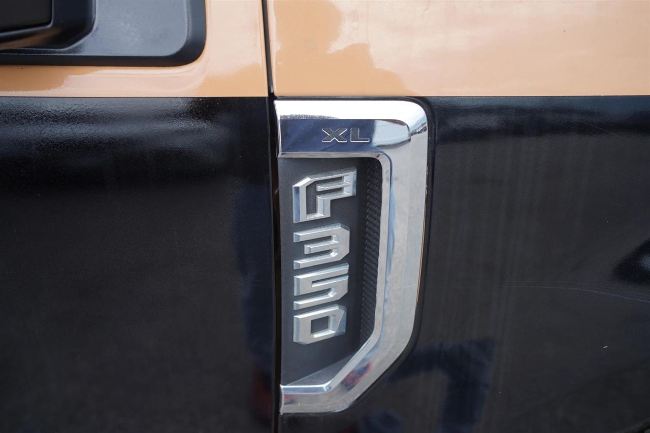 Ford F-350 SD XL Crew Cab 2WD 2019