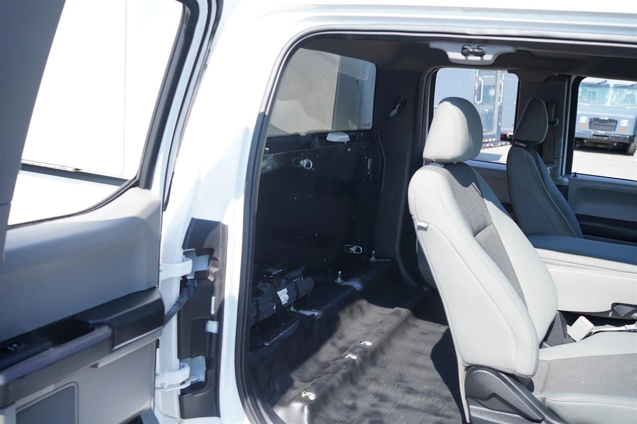 Ford F-150 XL SuperCab 8-ft. 2WD 2018
