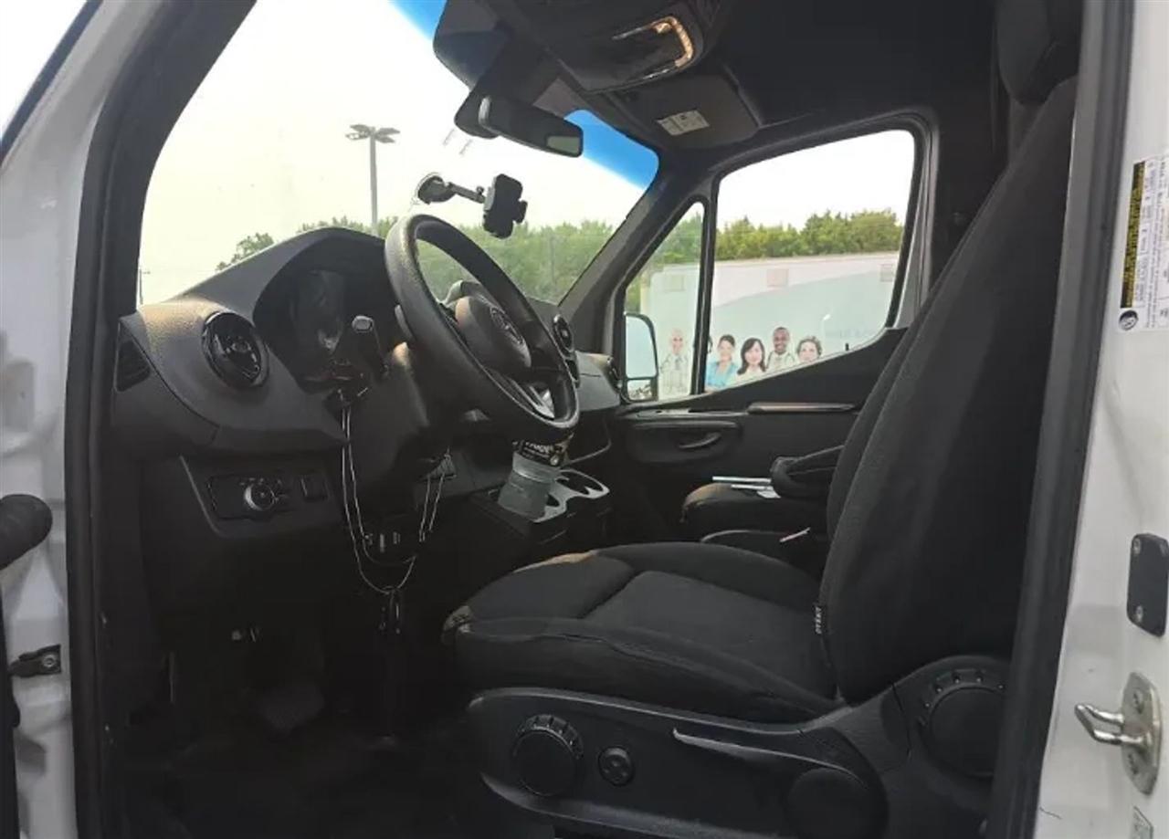 Mercedes-Benz Sprinter 2500 144-in. WB 2022