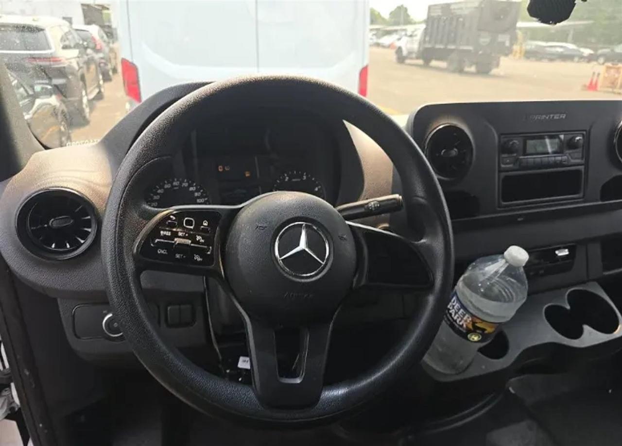 Mercedes-Benz Sprinter 2500 144-in. WB 2022