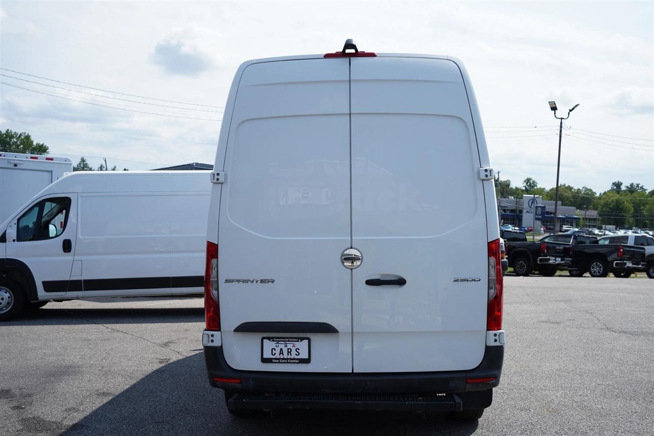 Freightliner Sprinter 2500 144-in. WB 2021