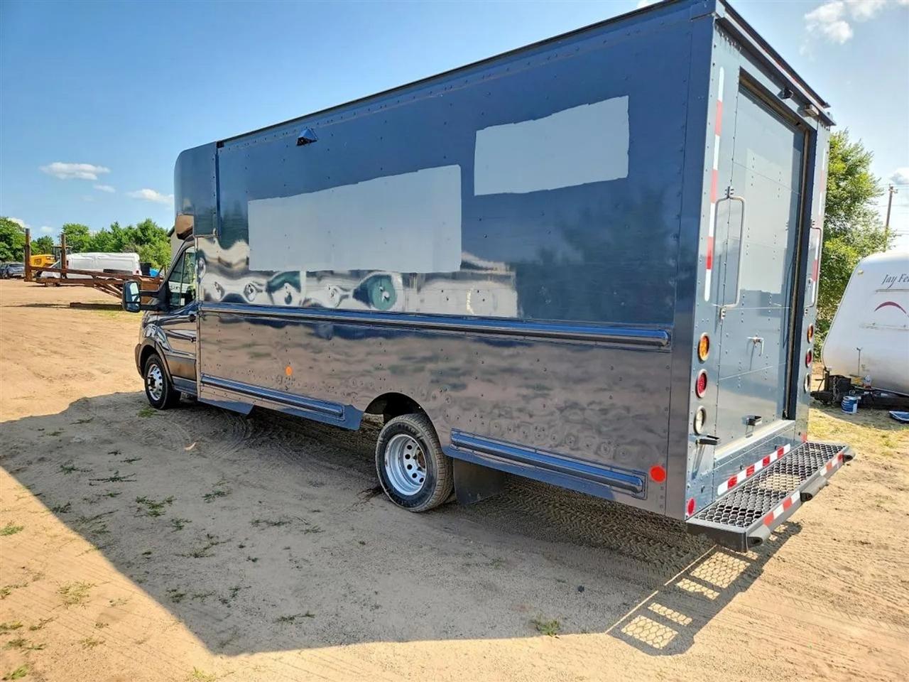 Ford Transit T-350 HD DRW 2021