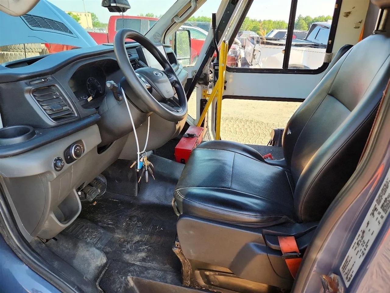 Ford Transit T-350 HD DRW 2021