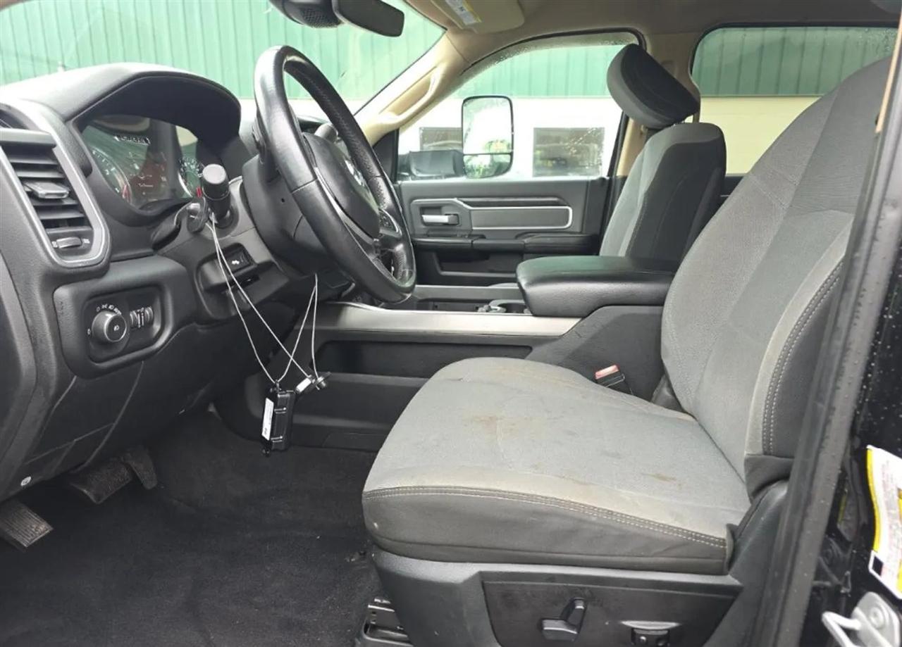 RAM 5500 Crew Cab SWB 4WD DRW 2019