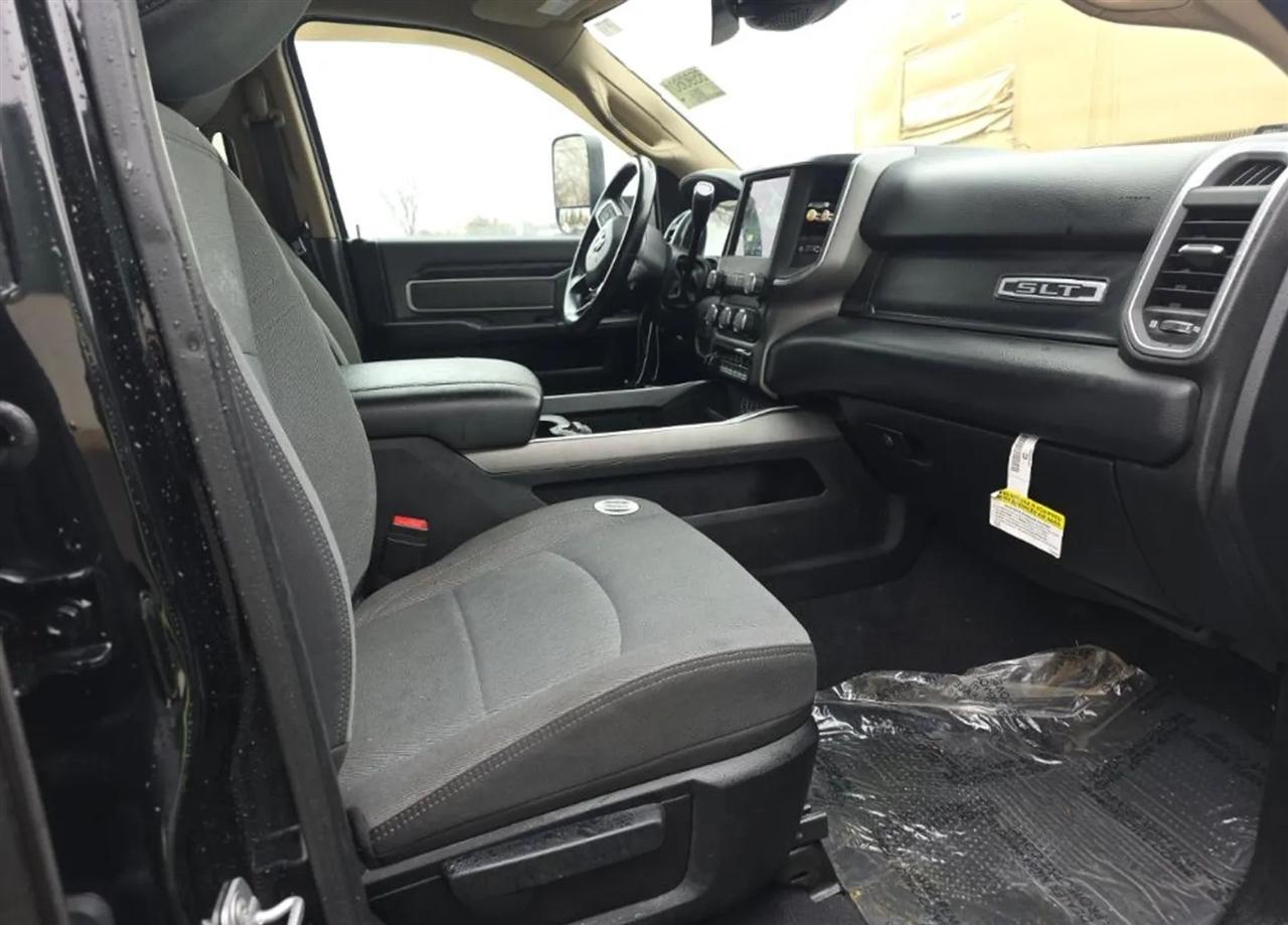 RAM 5500 Crew Cab SWB 4WD DRW 2019