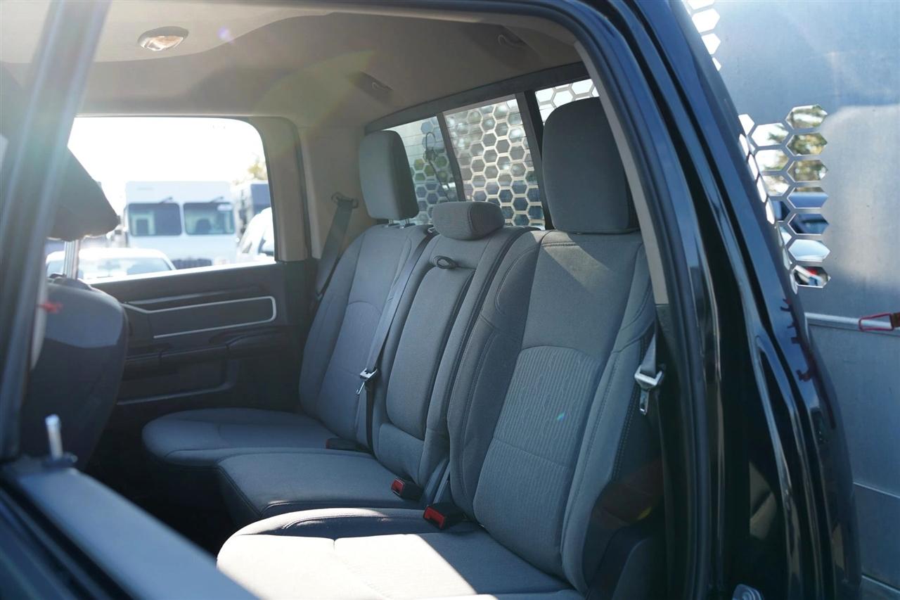 RAM 5500 Crew Cab SWB 4WD DRW 2019
