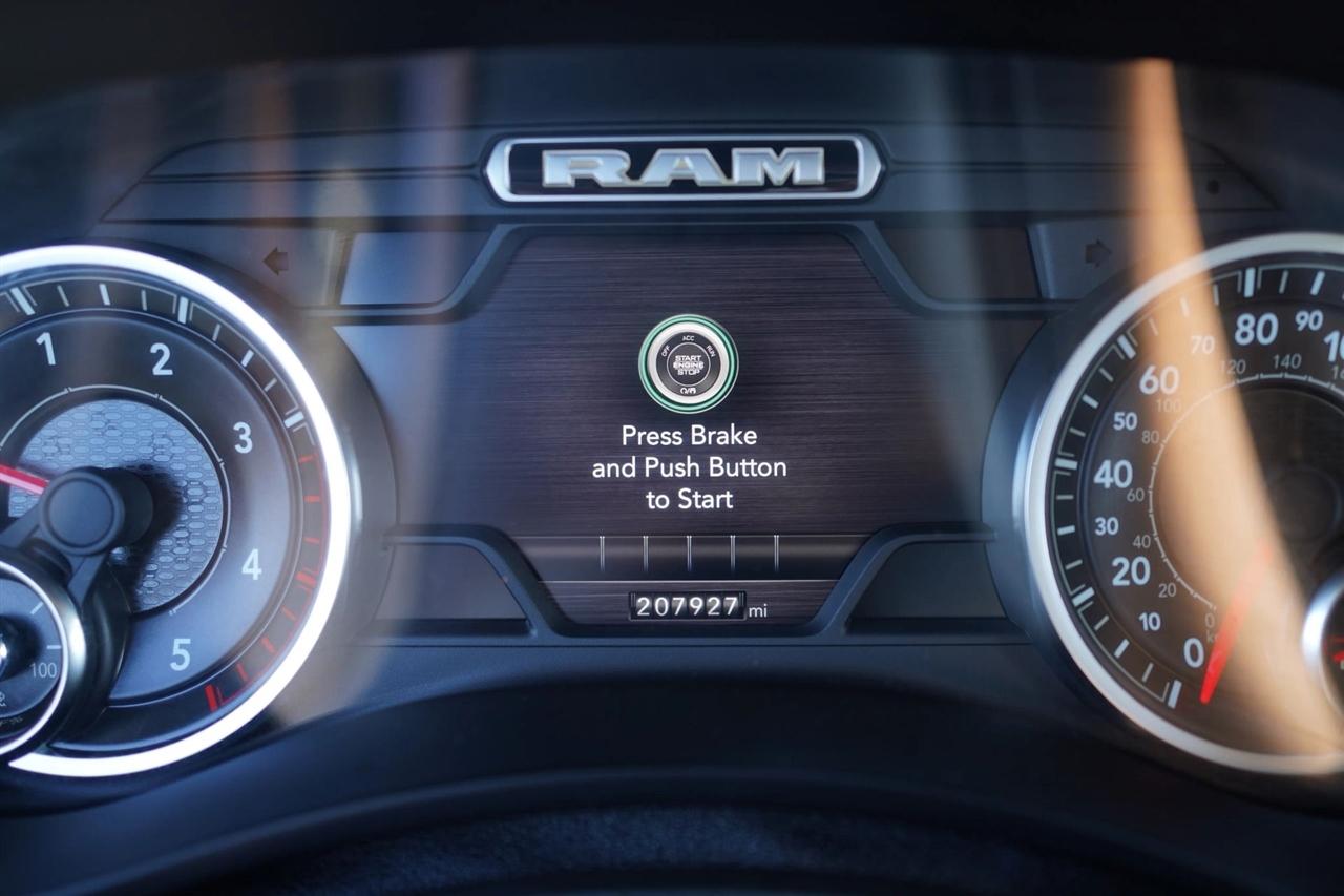 RAM 5500 Crew Cab SWB 4WD DRW 2019