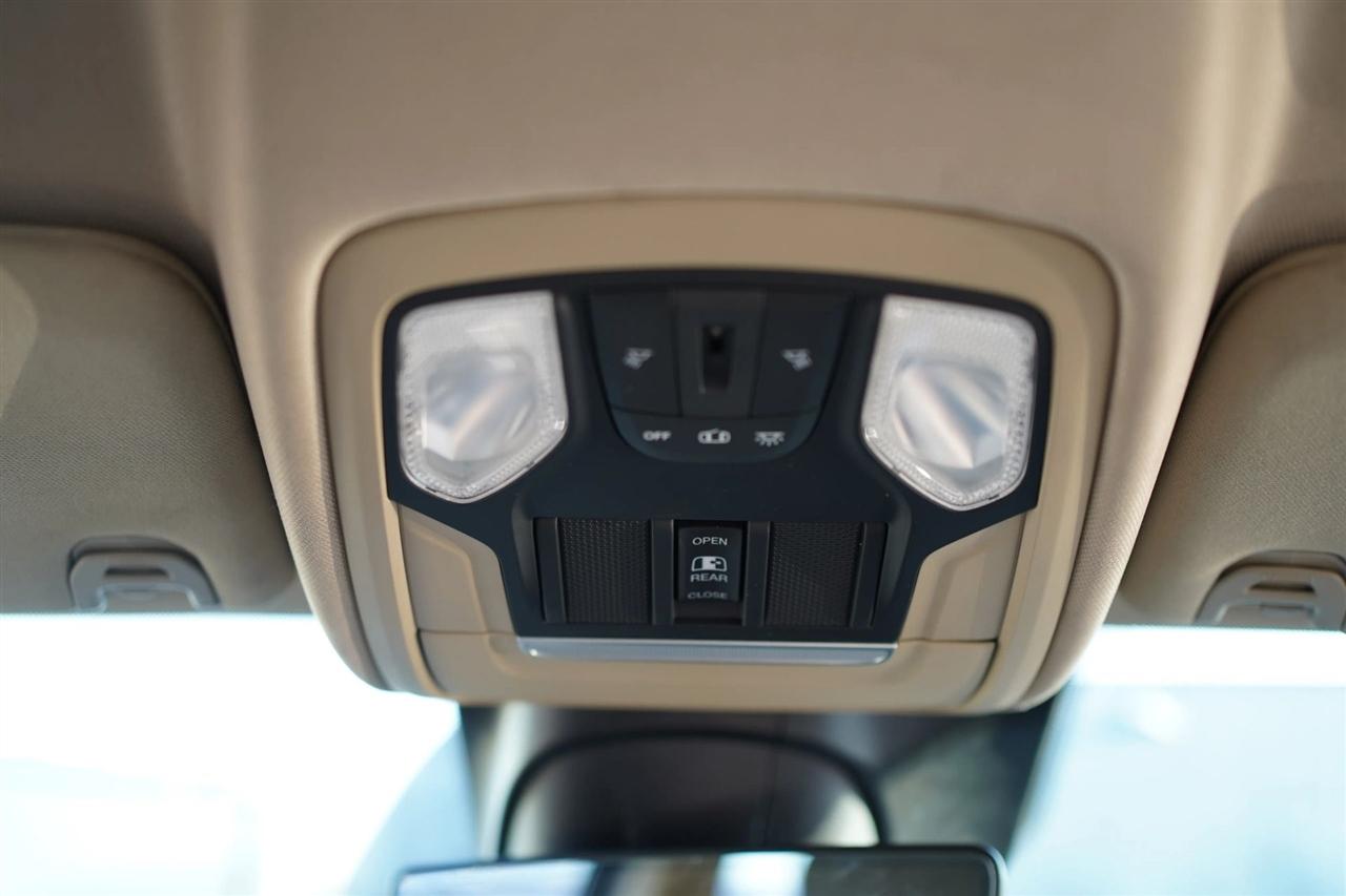 RAM 5500 Crew Cab SWB 4WD DRW 2019