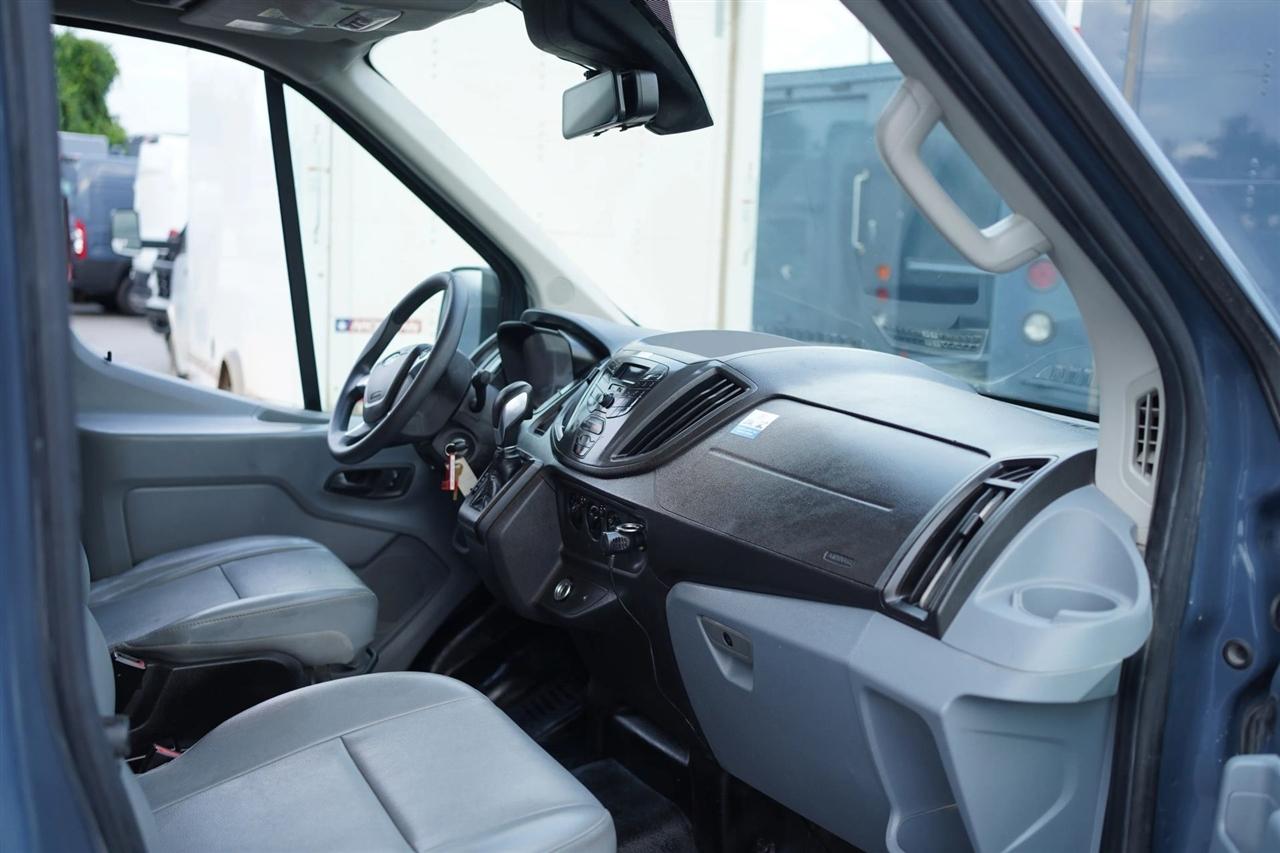 Ford Transit 250 Van High Roof w/Sliding Pass. 148-in. WB EL 2019