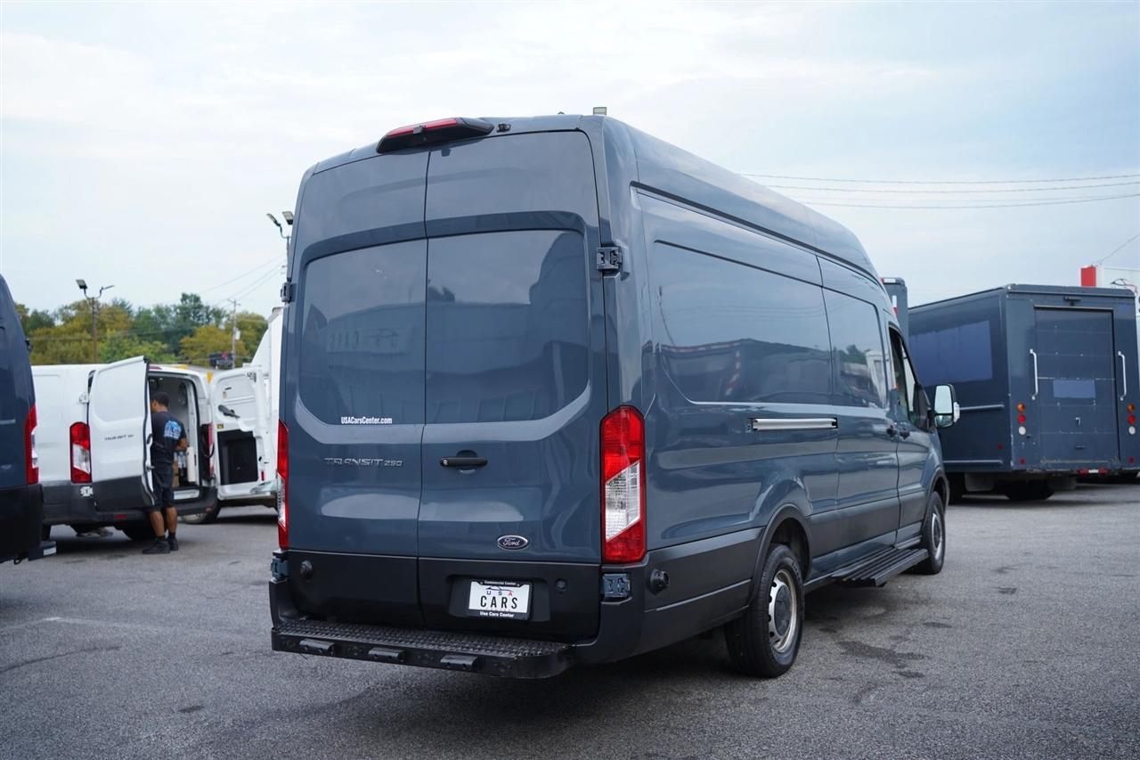 Ford Transit 250 Van High Roof w/Sliding Pass. 148-in. WB EL 2019