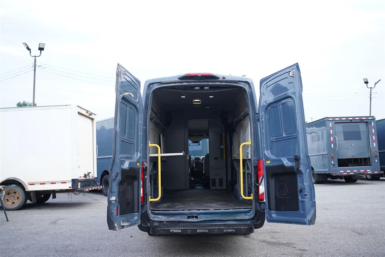 Ford Transit 250 Van High Roof w/Sliding Pass. 148-in. WB EL 2019
