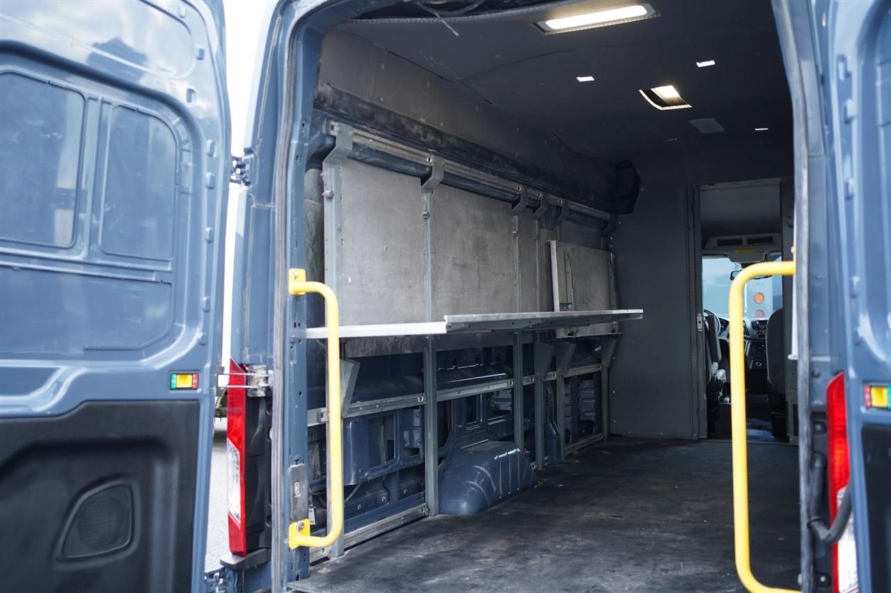 Ford Transit 250 Van High Roof w/Sliding Pass. 148-in. WB EL 2019